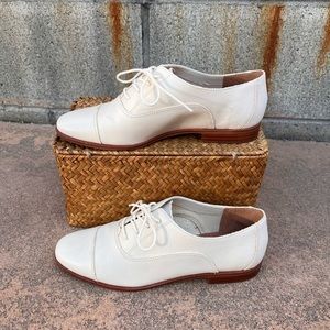 Madewell women’s white flat Oxford shoes size 6.5